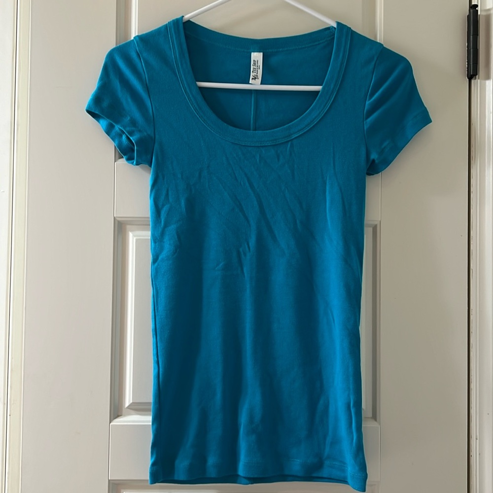 Victoria’s Secret turquoise blue t shirt
